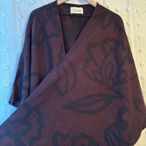 Cleobella Sevigny Capelet Wrap Bordeaux with Oversized Florals - Picture 1 of 6